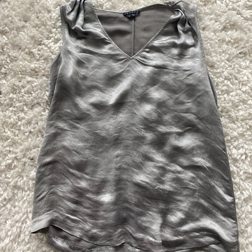 Theory Silver Tank